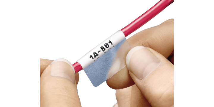 Panduit LJSL4-Y3-2.5, etiqueta de poliéster autolaminada 1 in. x 1 in. x 2 mil THK, paquete de 2500